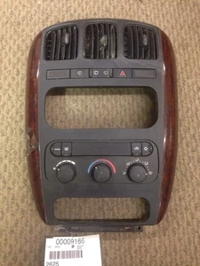 01-02 Town and Country AC Heater Control, Hazard Switch W/ Woodgrain Bezel OEM - Bild 1 von 7