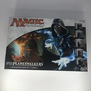 Magic The Gathering Arena of The Planeswalkers Hasbro Board Game - Picture 1 of 12