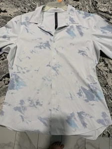 Men’s XXL Lululemon Button Down Short Sleeve Short - Picture 1 of 3