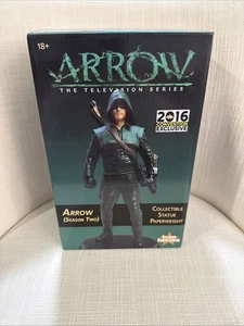 DC Icon Heroes Arrow Television Series Arrow Season Two Collectible Statue #475 - Picture 1 of 6