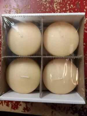 QUALITY LARGE FLOATING CANDLES (WIEDEMANN)  - PACK OF 8   80mm - 8 HOUR BURN - Image 1 of 4