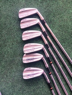 1988-90 WILSON STAFF GOOSENECK IRON SET of 6 - RH, 4,5,7,8,9,PW Stiff Steel  - Image 1 of 4