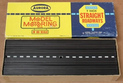 Auroa Model Motoring No. 1517 9" Straight Roadways (6 Pieces) BOXED - Image 1 of 3