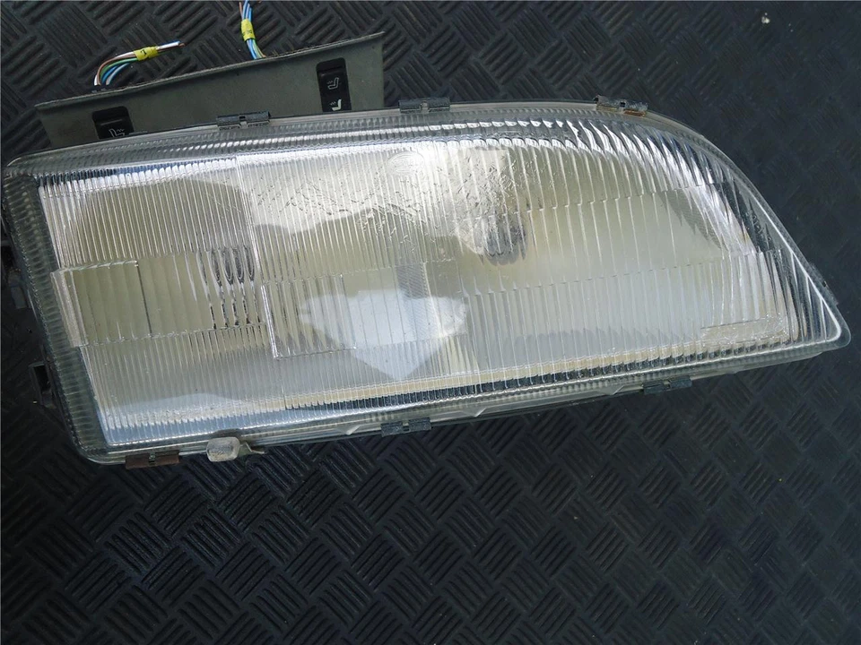 Faro delantero derecho VOLVO C70 S70 V70 cupé sedán vagón 1997-2005 Foto 1 de 4