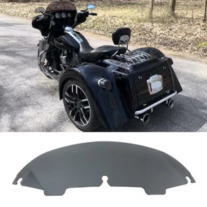 Pantalla de parabrisas ondulada de 4,5" para Harley Davidson Tri Glide Ultra Classic FLHTCUTG - Imagen 1 de 8
