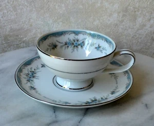 Mikasa Roslyn 5650 Tea Cup & Saucer set, fine china Japan - Picture 1 of 7