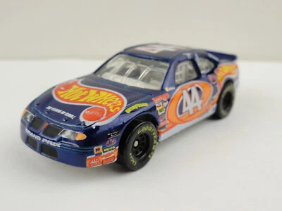 1998 Hot Wheels Racing KB Toys 1/64 Kyle Petty #44 Hot Wheels / Barbie - LOOSE - Image 1 of 4