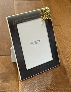 Marco de fotos Mikimoto International 2016 edición limitada 6,25 X 5 Pearl Drop - Imagen 1 de 10