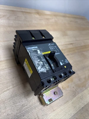SQUARE D FA36045 FA I-LINE 3 POLE 45 AMP 480v CIRCUIT BREAKER - Image 1 of 4