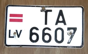 LETONIA ESTADO ANTES DE LA UE MATRÍCULA VEHÍCULO MOTOCICLETA - TA 6607 caducado - Imagen 1 de 2