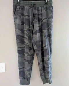 Splendid Camo Elastic Waist Joggers with Pockets Womens Size Large - Picture 1 of 6