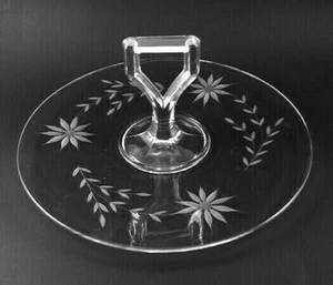 Elegant Center Handled Server with Wheel Cut Floral Design - Picture 1 of 3
