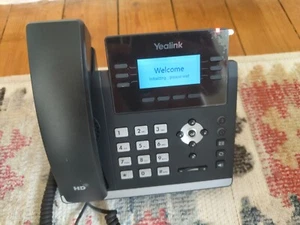 Yealink T42U Wired Desktop Phone with Power Supply | Tested & Working - Photo 1/4
