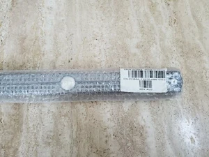 Bisel de metal original DELL PowerEdge SC1435 1U con dos teclas 0YJ866 - Imagen 1 de 5