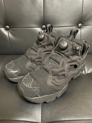 Zapatos para mujer Reebok Insta Pump Fury OG 23,5 cm negros usados Foto 1 de 4
