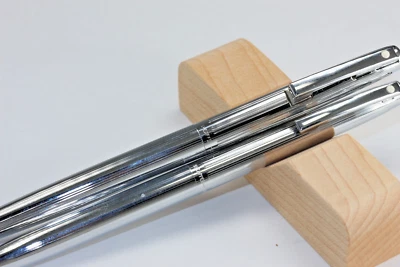 CANETA ESFEROGRÁFICA E LÁPIS CROMADOS CLIPE LEMBRETE SHEAFFER - Imagem 1 de 4