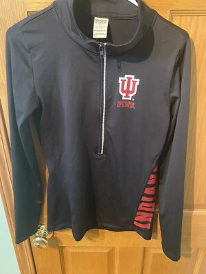 JERSEY CON CREMALLERA IU INDIANA UNIVERSITY Pequeño Negro Victoria’s Secret Foto 1 de 4