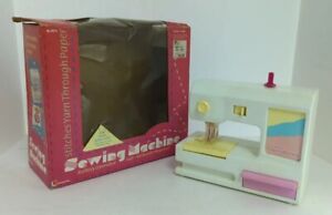 Lanard Toys Sewing Machine battery operated 1992 w/box - WORKS! 