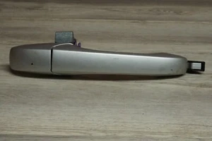 SILVER 2011 VOLKSWAGEN ROUTAN FRONT RIGHT PASSENGER EXTERIOR DOOR HANDLE OEM - Picture 1 of 8