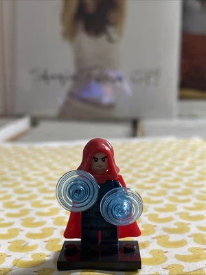 WICCAN LEGO MINIFIG marvel wandavision vision scarlet witch young avengers - Image 1 of 4