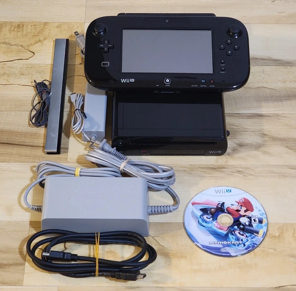 Paquete de consola Nintendo Wii U con cables Wii U GamePad y barra de sensores ¡Funciona muy bien! Foto 1 de 4