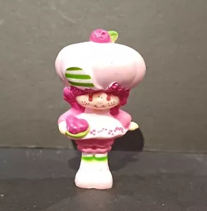 CHARLOTTE AUX FRAISES / FIGURINE PVC / 5CM / RASPBERRY TART - Foto 1 di 1