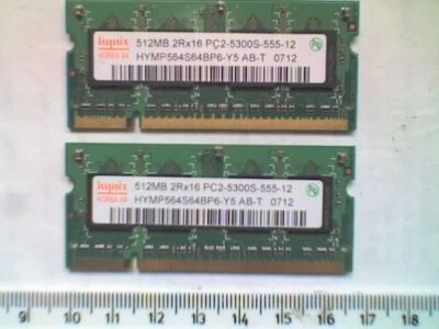 2 x HYNIX HYMP564S64BP6-Y5 AB - 2Rx16 PC2-5300S-555-12 DDR2 512MB SODIMM Laptop. - Image 1 of 2