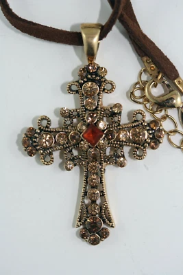 Collar Cruz Lia Sophia Tranquilidad Colgante Tono Dorado Cristales Champagne Foto 1 de 3