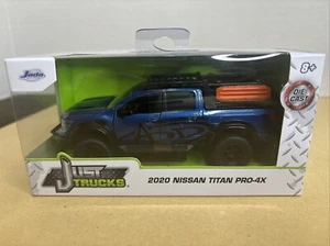 JADA 2024 JUST TRUCKS - 2020 NISSAN TITAN PRO-4X METALLIC BLUE VHTF 1/32 NIB - Picture 1 of 6