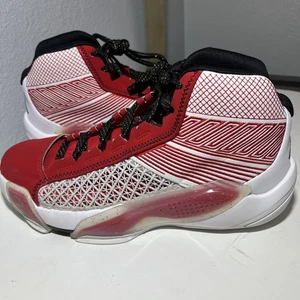 🔥Air Jordan 38 Celebration Kinder Gr. 7Y Damen 8,5 Rot Weiß Schwarz Gold DZ3499-100 - Bild 1 von 10