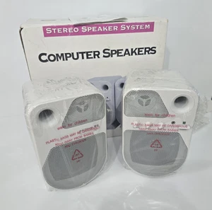 Vintage / Retro Multimedia PC Computer Stero Speakers Never Used - Afbeelding 1 van 10