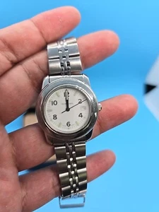 VICTORINOX ladys date quartz watch AS IS NO BATTERY - Picture 1 of 4