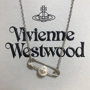 Vivienne Westwood Pearl Safety Pin Choker Necklace, Chain Length: 44cm, No Box - Picture 1 of 5