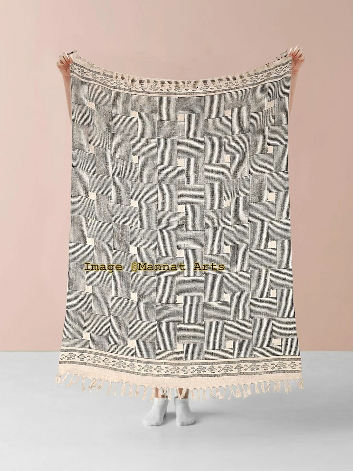 100% Cotton Natural Fringed Throw Bohemian Bedspread Handmade Sofa Blankets  - Image 1 of 4