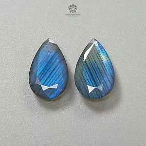 Par de piedras preciosas de corte facetado pera labradorita multi fuego natural de 14,10 quilates 20*12 mm - Imagen 1 de 4