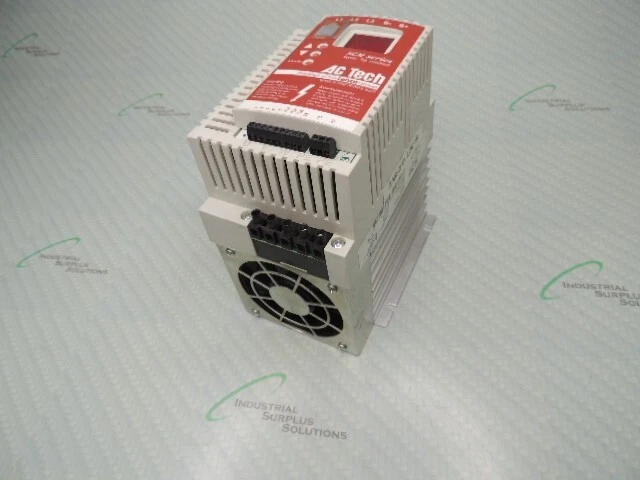 LENZE AC TECH SM475-CC AC DRIVE 7.5HP 480V - NO FILTER - Image 1 of 1