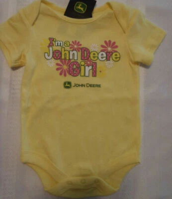 Body amarillo JOHN DEERE bebé niña 3-6 o 6-9 meses elección nuevo con etiquetas Foto 1 de 2