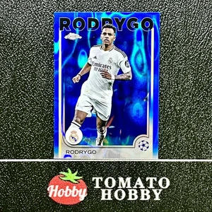 TOPPS CHROME UEFA 2024-25 RODRYGO /150 BLUE LAVA REFRACTOR REAL MADRID - Picture 1 of 2