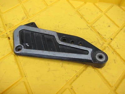 Yamaha Venture Royale XVZ1200D 1984 OEM REPOSAPIÉS DELANTERO DERECHO CLAVIJA PASO Foto 1 de 4