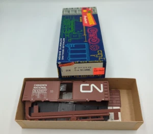 HO Scale Roundhouse 40' Box Car Kit 1036 Canadian National CN 424077 - NOS - Picture 1 of 12