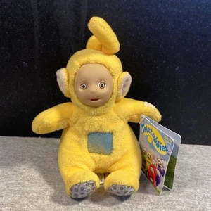 Vintage Teletubbies Plush Laa-Laa Yellow Ragdoll Productions 1998 6” With Tags - Picture 1 of 12