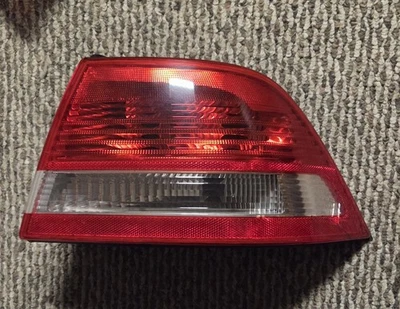 Conjunto de luces traseras Saab 9-3 2003-2007 pasajero lado derecho lente derecha Foto 1 de 4