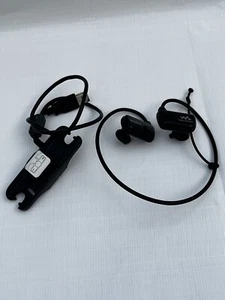 Sony Walkman NWZ-W273S Digital MP3 Player & NWW 270 Cradle Charger Black AS-IS - Picture 1 of 11