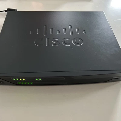 Cisco C887 - 800 Series  C887VAM Integrated Services With Power Supply - Image 1 of 4