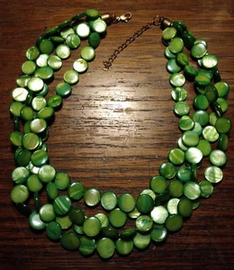 "Collar de 4 hebras de abulón teñido en trozos 19"" verde lisa disco de colección con cuentas sin usar" - Imagen 1 de 12