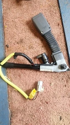 Hebilla de cinturón de seguridad delantero izquierdo Honda Element 2003-2006 OEM GRIS 04 05  Foto 1 de 4