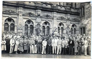 Germany AK Heidelberg 69117 - Schloss USA Tourists after WWI real photo postcard - Picture 1 of 3