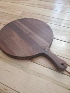 Cutting Board, WALNUT - HW BOARD & BLOCK. Amish Country, Ohio - Picture 1 of 6