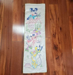 Bufanda de Colección Bordada Mickey Minnie Mouse Plutón Crecer Corredor de Mesa Cómoda - Imagen 1 de 7