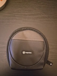 Vintage Napster 32 CD Disc Storage Zip Up Case Black/Gray CD Disc Slots Sleeve - Picture 1 of 3